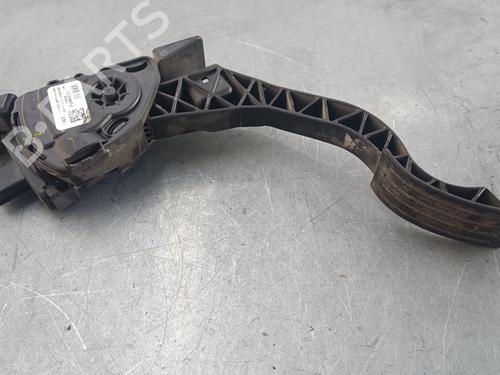 Pedal FORD C-MAX II (DXA/CB7, DXA/CEU) 1.5 TDCi (120 hp) 4503793