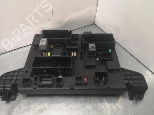Used Fuse box OPEL ASTRA J (P10) [2009-2016]  13876621