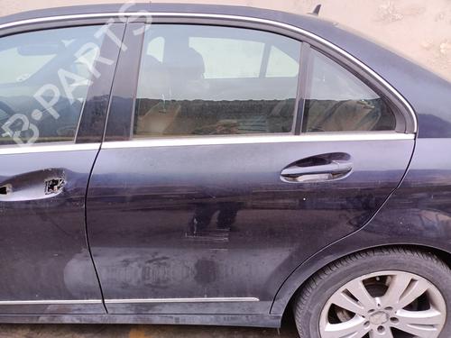 Used Left rear door Left rear door 35720334 35720334