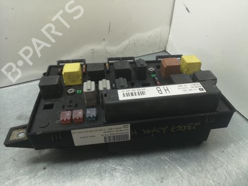Sikringsdåse OPEL ASTRA H (A04) [2004-2014]  13694004
