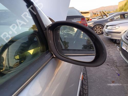 Used Right mirror Right mirror 37268149 37268149