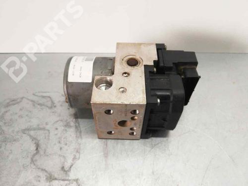 Used ABS pump KIA SORENTO I (JC) 2.5 CRDi 4WD (140 hp) 4235329