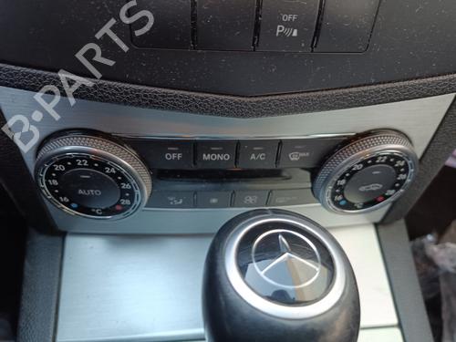 Commande Chauffage MERCEDES-BENZ C-CLASS (W204) C 200 CDI (204.007, 204.006) (136 hp) 16738864