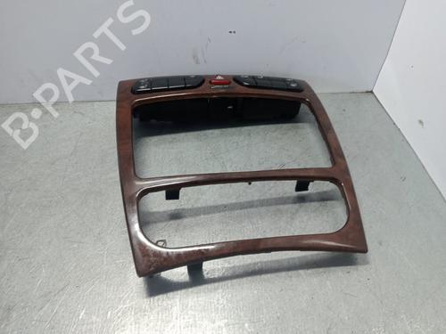 Used Switch MERCEDES-BENZ C-CLASS (W203) C 220 CDI (203.006) (136 hp) 30882416