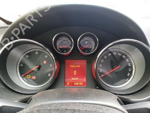 Used Instrument cluster OPEL INSIGNIA A (G09) [2008-2017]  30742620