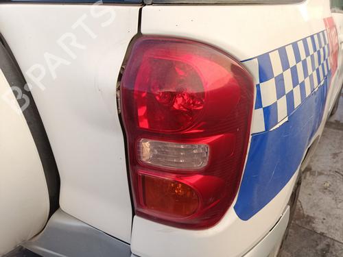 Used Right taillight TOYOTA RAV 4 II (_A2_) 2.0 D 4WD (CLA20_, CLA21_, CLA20R, CLA21R) (116 hp) 12498247