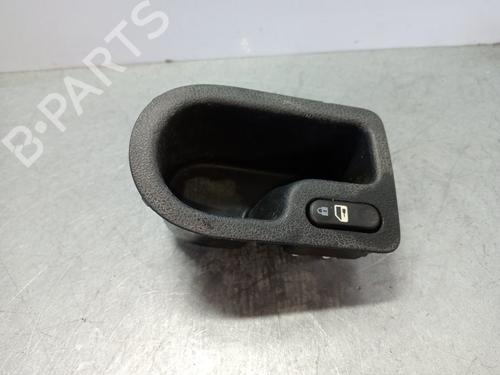 Used Switch NISSAN QASHQAI I (J10, NJ10) 2.0 dCi (150 hp) 30508316