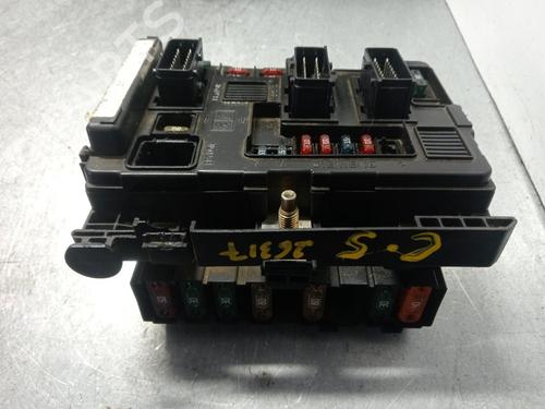 Fuse box CITROËN C5 I (DC_) 2.0 HDi | BP31267618E1