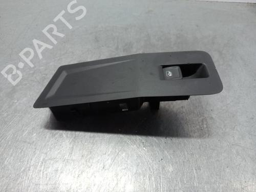 hjre-bagtil-elrude-kontakt-vw-t-roc-a11-d11-2017-33272081 main image