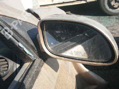 Used Right mirror CHEVROLET LACETTI (J200) 2.0 D (121 hp) 365107