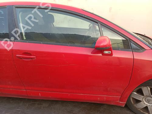 Used Right front door Right front door 37012739 37012739