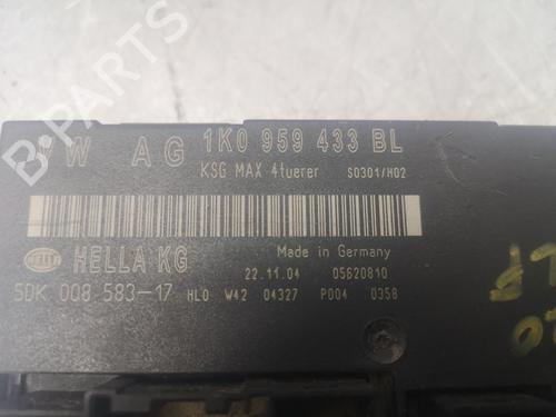 Elektronisk modul VW GOLF V (1K1)  | BP12498800M83 