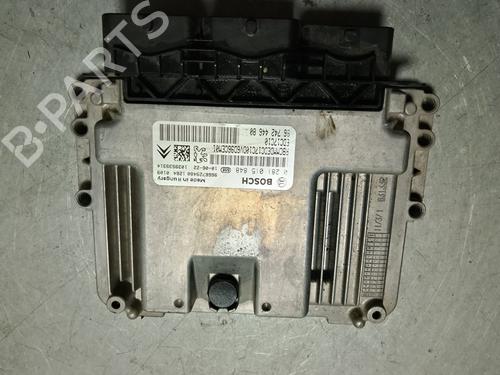 Used Engine control unit (ECU) Engine control unit (ECU) 35725798 35725798