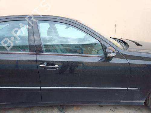 Used Right front door MERCEDES-BENZ E-CLASS (W211) E 320 CDI (211.026) (204 hp) 31172586