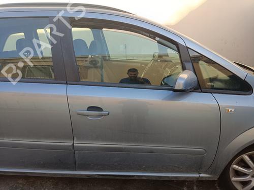 Used Right front door OPEL ZAFIRA / ZAFIRA FAMILY B (A05) 1.9 CDTI (M75) (120 hp) 27369777