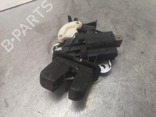 Tailgate lock VW PASSAT B6 (3C2) 2.0 TDI | BP13743866C101 