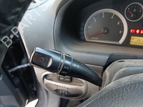 Used Steering column stalk HYUNDAI SANTA FÉ I (SM) 2.0 CRDi 4x4 (113 hp) 28042833