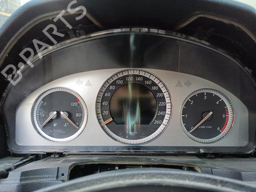 instrument-cluster-mercedes-benz-c-class-w204-2007-2008-2009-2010-2011-2012-2013-2014-2015-35720307 main image