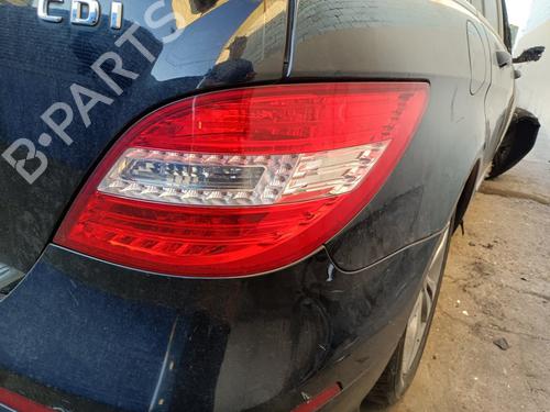 Used Right taillight MERCEDES-BENZ R-CLASS (W251, V251) R 280 CDI (251.121, 251.026, 251.126) (190 hp) 28132559