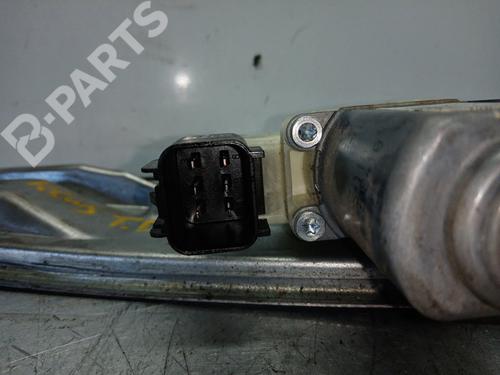 Rear right window mechanism FORD FOCUS III 1.6 TDCi | BP7123165C25 