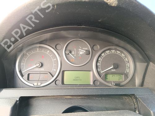 Used Instrument cluster LAND ROVER DISCOVERY III (L319) 2.7 TD 4x4 (190 hp) 15956168