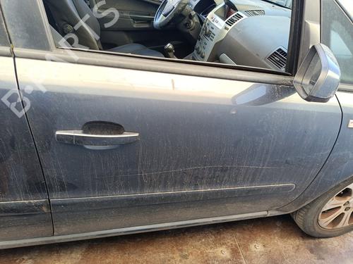 Used Right front door Right front door 37215905 37215905