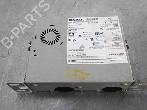 Used Radio RENAULT MEGANE IV Hatchback (B9A/M/N_) 1.3 TCe 115 (B9N9) (116 hp) 16300184