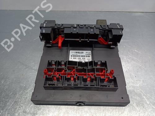 Used Fuse box VW JETTA III (1K2) 1.9 TDI (105 hp) 19072570