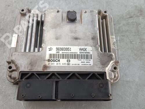 Engine control unit (ECU) CHEVROLET CRUZE (J300) 2.0 CDI (150 hp) 96983951 | 96983951 | 0281015445 |