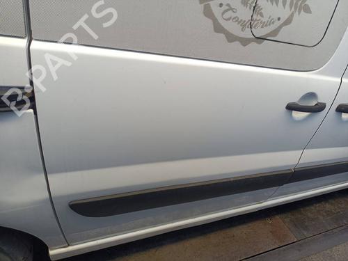 Used Right slide door Right slide door 39539469 39539469