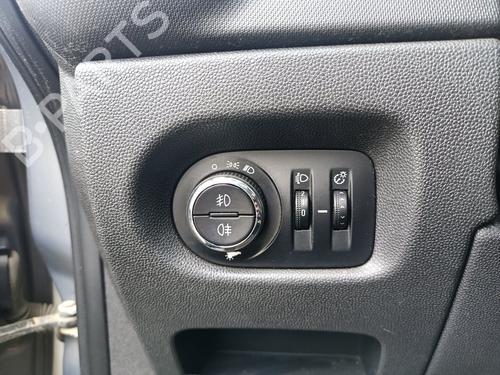 Commande de phare OPEL CORSA D (S07) [2006-2015]  31571693