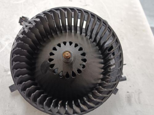 Heater blower motor AUDI A3 (8V1, 8VK) 1.6 TDI | BP10303013M62 