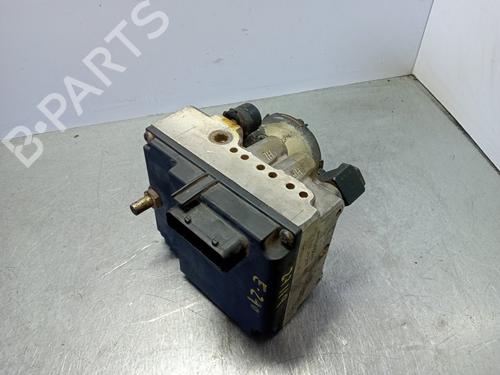 Used ABS pump ABS pump MERCEDES-BENZ E-CLASS (W210) E 290 Turbo-D (210.017) (129 hp) 32348554 32348554