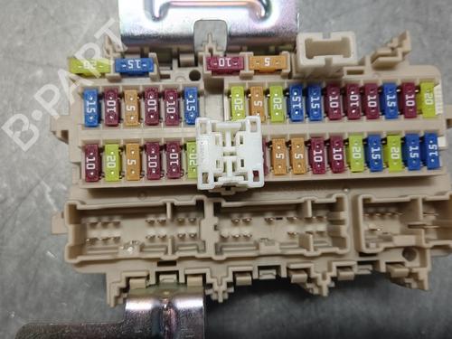 Fuse box NISSAN QASHQAI II (J11, J11_) | BP30151962E1