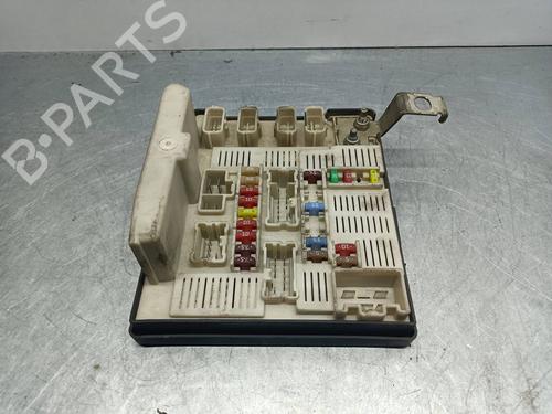 Used Fuse box RENAULT GRAND SCÉNIC II (JM0/1_) [2004-2009]  19437471