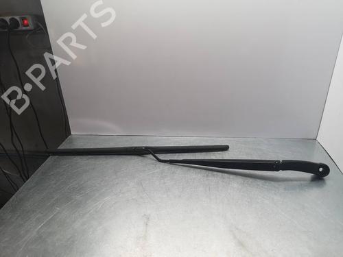Used Front windshield wiper arm Front windshield wiper arm 37262154 37262154