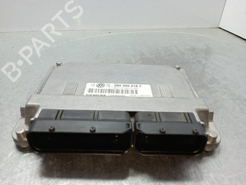 Motorstyringsenhed VW PASSAT B5.5 (3B3) [2000-2005]  32366742