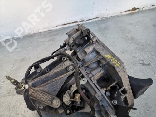 Used Gearbox NISSAN MICRA III (K12) 1.5 dCi (65 hp) 5997294