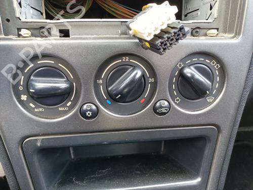 Used Climate control Climate control CITROËN XSARA Coupe (N0) 1.9 D (70 hp) 35720644 35720644