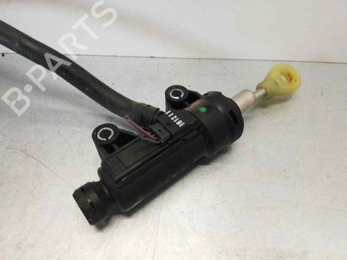 Used Clutch slave cylinder BMW 1 (F20) 116 d (116 hp) 14050284