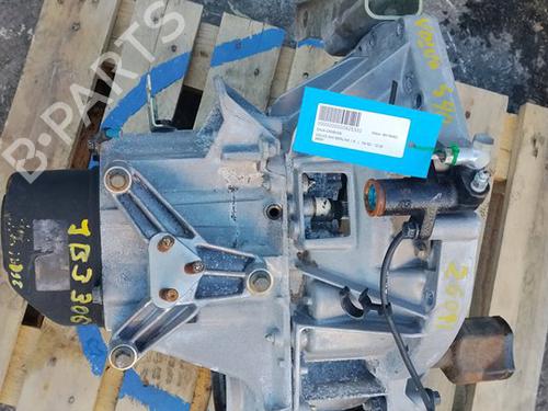 Used Gearbox VOLVO S40 I (644) 1.6 (109 hp) 32371815