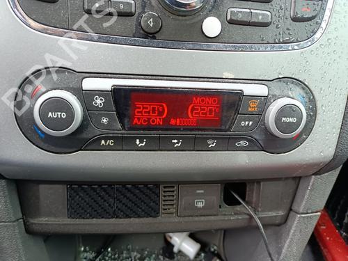 Used Climate control FORD FOCUS II (DA_, HCP, DP) [2004-2013]  31598397