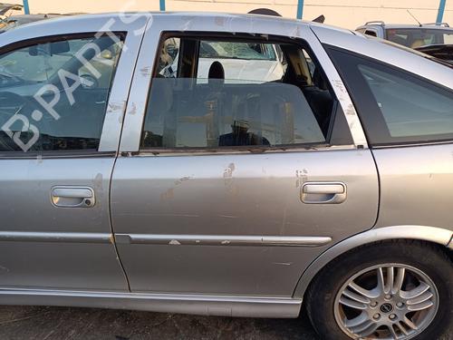 Used Left rear door Left rear door 37268147 37268147