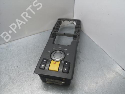 Used Switch LAND ROVER RANGE ROVER SPORT I (L320) 2.7 D 4x4 (190 hp) 22746693