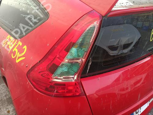 Used Left taillight Left taillight 37012736 37012736
