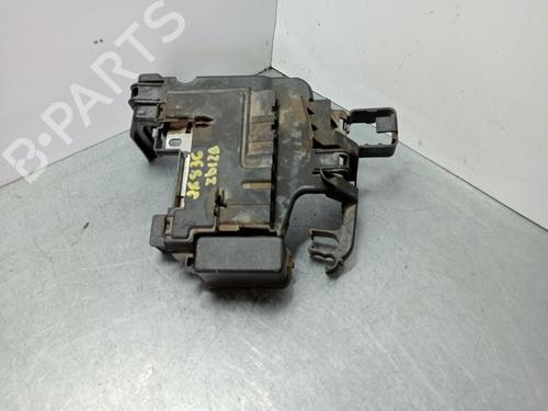 Fuse box SKODA FABIA I (6Y2) | BP30482044E1