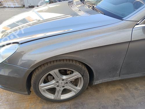 Used Left front fenders Left front fenders MERCEDES-BENZ CLS (C219) [2004-2011] 32515093 32515093