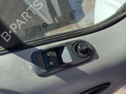 Left front window switch RENAULT TRAFIC II Bus (JL) | BP33552842I27 - Image 2