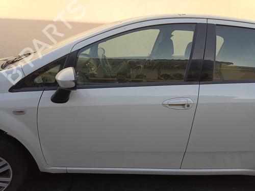 Used Left front door FIAT PUNTO EVO (199_) 1.3 D Multijet (199AXC1A, 199BXC1A, 199AXT1A, 199BXT1A) (75 hp) 27209632