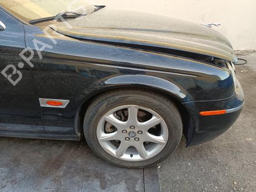 Used Right front fenders Right front fenders 38330336 38330336